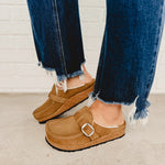 Birkenstock Women's Buckley Shearling Clogs - Tea - Lace and Grace Boutique