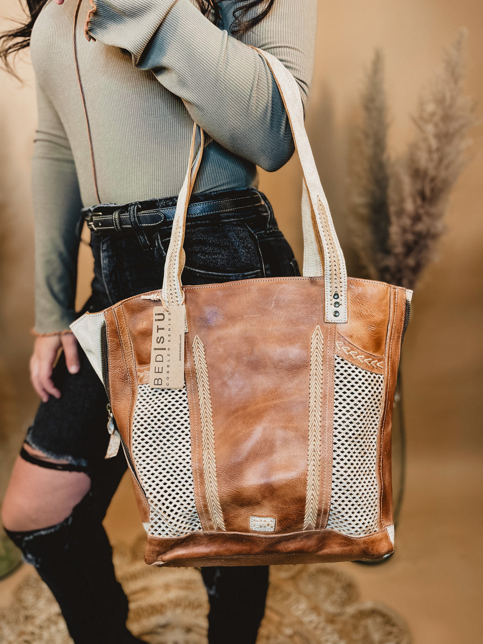 Bedstu Amelie Handcrafted Leather Bag - Nectar Lux Tan Rustic - Lace and Grace Boutique