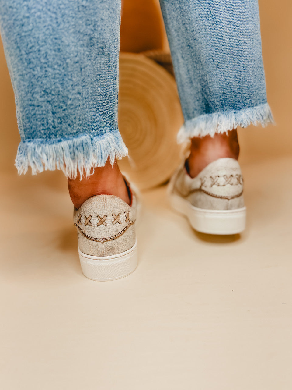 Bedstu Azeli Low Profile Sneaker - Nectar Lux - Lace and Grace Boutique