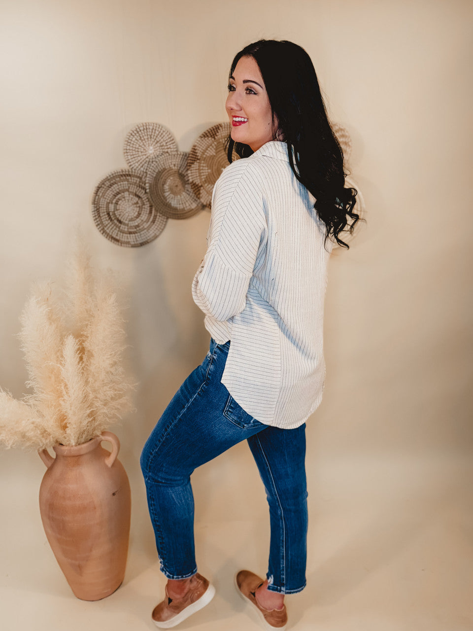 Can't Leave Now Oversized Linen Top - Oatmeal - Lace and Grace Boutique