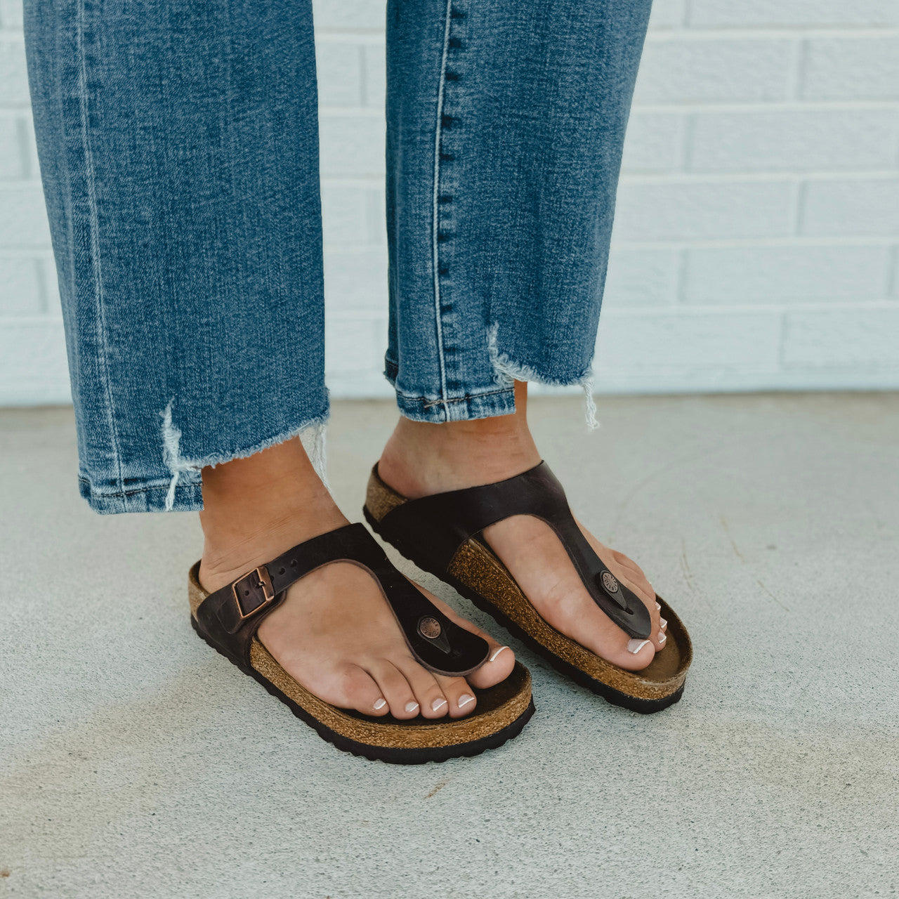 Birkenstock Gizeh Oiled Leather Sandal - Habana - Lace and Grace Boutique